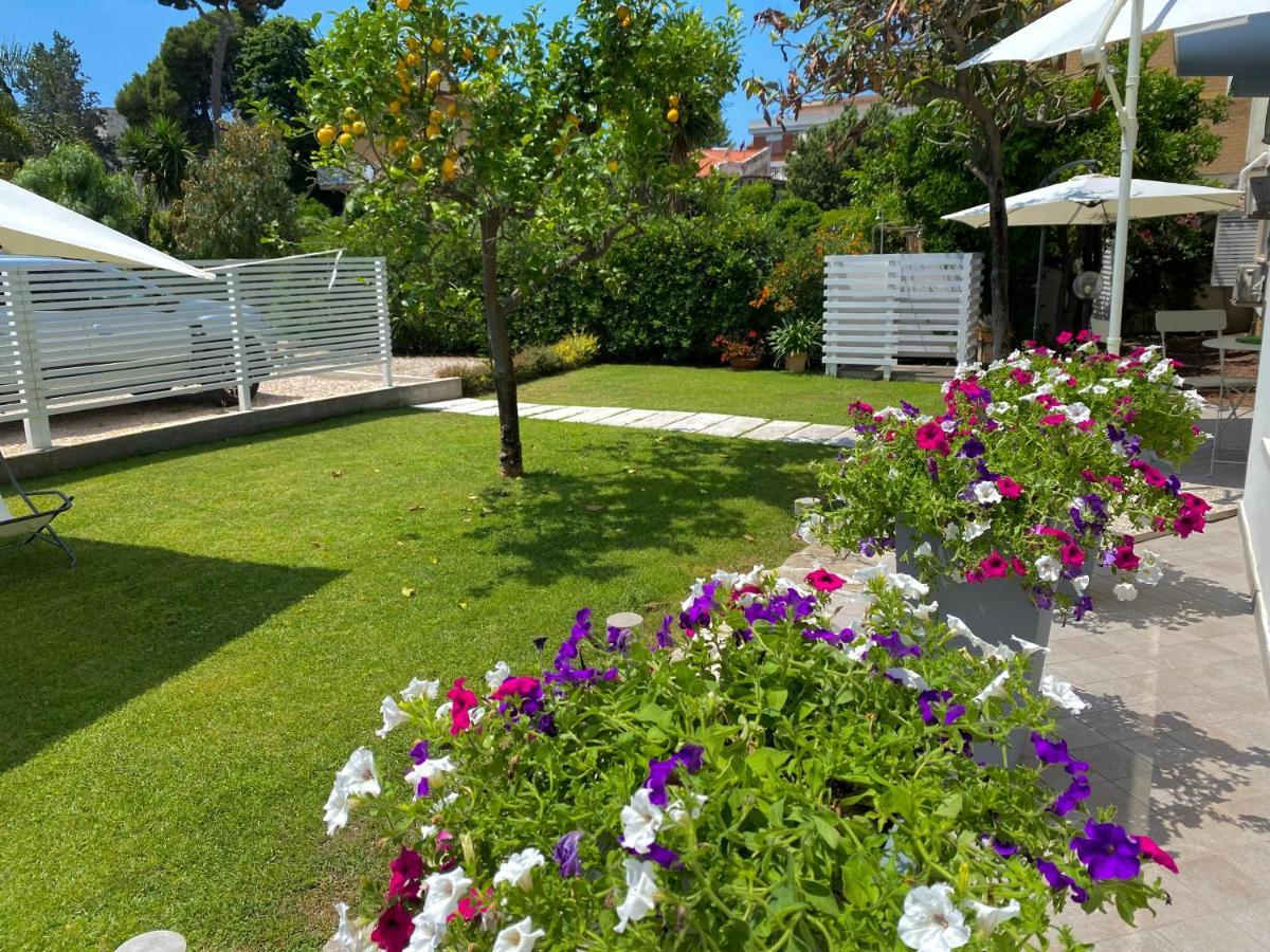 Casa Mar - B&B - Terracina Bagian luar foto